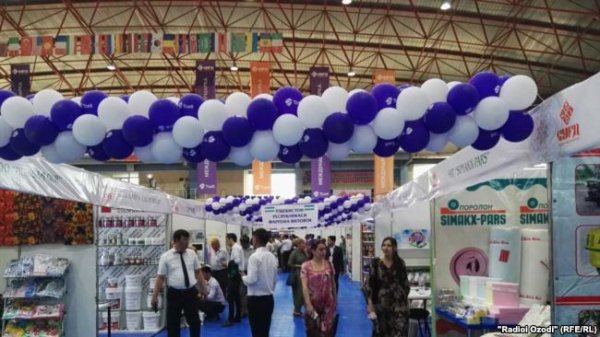 "Сугд-2018": Таджикские предприниматели ищут новых партнеров и покупателей