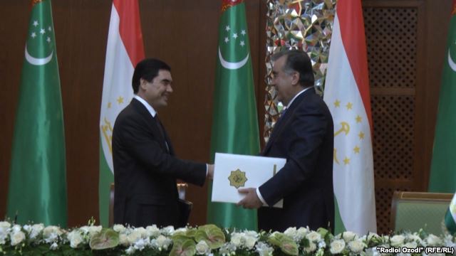 Туркменистан - беспристрасный сосед Таджикистана