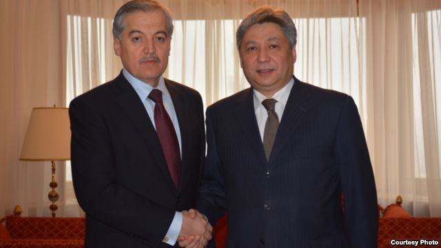 Посольство заявляет, что встреча Аслова и Абдылдаева была «братской»