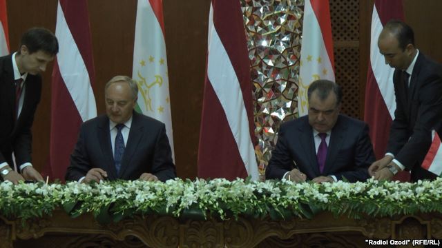 Таджикистан и Латвия будут вместе бороться с терроризмом