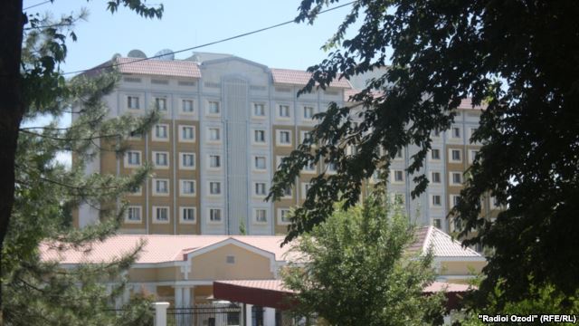 Посольство РФ: В Таджикистане многие солидарны с позицией Путина по Крыму