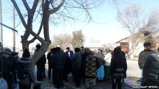 Панджакентские предприниматели ищут справедливости в Душанбе