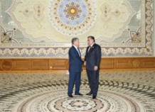 Эмомали Рахмон и Алмазбек Атамбаев выступили за пресечение провокаций на границе двух государств