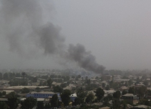 В Душанбе в районе Мясокомбината горит жилой дом