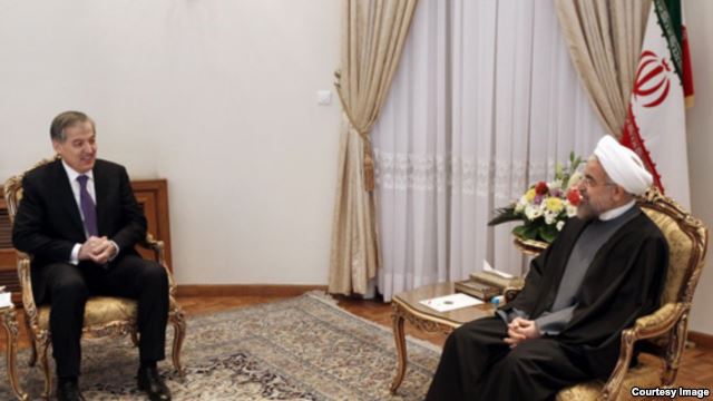 Президента Ирана пригласили посетить Таджикистан с официальным визитом