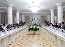 Рахмон выступил на Консультативном совете по улучшению инвестиционного климата Таджикистана