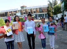 Таджикская школьница завоевала гран-при XIII Международной олимпиады по русскому языку
