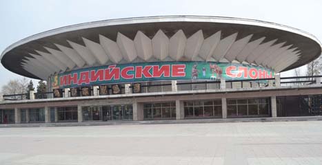 В Душанбе с гастролями едет цирк из Польши