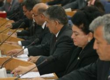 Сотрудники органов госвласти и депутаты Таджикистана теперь могут быть прокурорами
