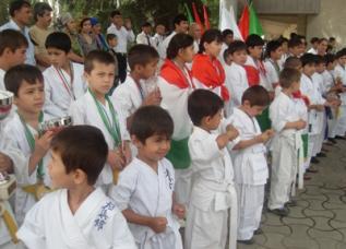 В Таджикистане проходят спортивные состязания в честь Дня независимости