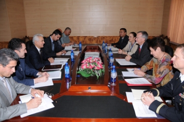 Глава МИД РТ принял Посла США в Таджикистане