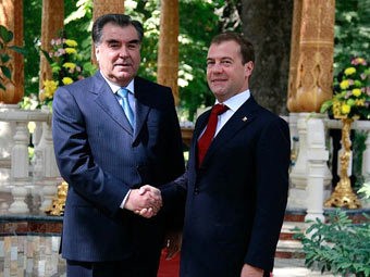 Встреча Э. Рахмона с Д. Медведевым