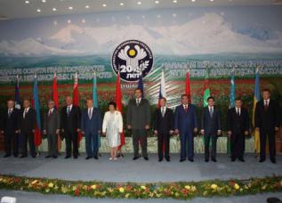 Президенты стран СНГ поздравляют таджикистанцев с Днем независимости
