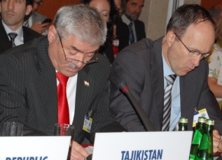 В Варшаве обсудили соблюдение религиозных прав в Таджикистане