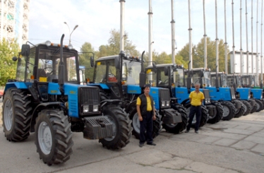 Тракторы и грузовые автомобили – основной экспорт Беларуси в Таджикистан