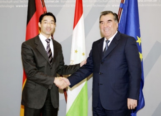 Таджикистан и Германия подписали три новых соглашения