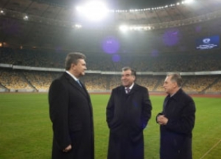 Янукович пригласил Рахмона на финальный матч чемпионата Европы