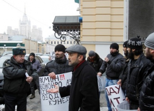Пикетчикам в Москве пригрозили расправой