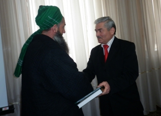 15 новых мечетей зарегистрировано в Раштской долине на востоке Таджикистана