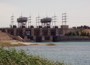 Таджикистан призывает ЕБРР ускорить работы по реконструкции Кайраккумской ГЭС