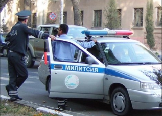 В Душанбе наркозависимый нанес ножевое ранение дорожному инспектору