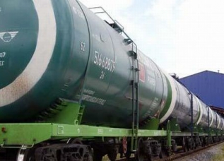 Таджикистан, сокращая импорт российских нефтепродуктов, увеличивает завоз туркменских