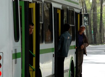 Мэр Душанбе поручил прокуратуре проверить деятельность общественной комиссии в сфере транспорта