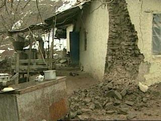 На юге Таджикистана стихия разрушила несколько жилых домов