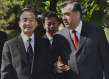Э. Рахмон провел в Пекине переговоры с премьером Госсовета КНР
