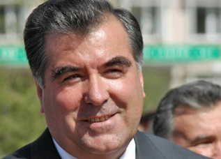 Президент Таджикистана отбыл в Бразилию