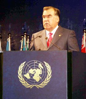 Выступление Э.Рахмона на пленарном заседании Конференции ООН по устойчивому развитию