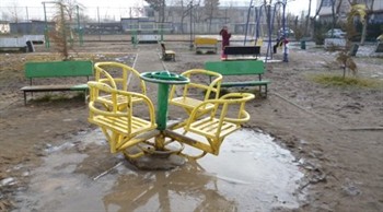 До конца года в Душанбе построят еще 9 детских площадок