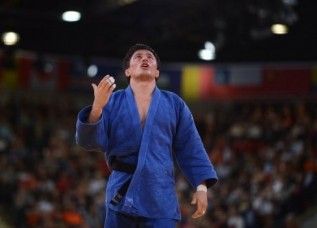 Р. Бокиев и Дж. Курбонов выбыли из борьбы за олимпийские медали