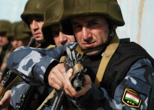 Похоронен погибший в ходе спецоперации в Хороге заместитель командира ОМОН МВД Таджикистана