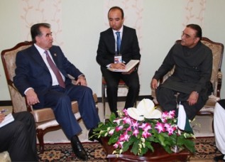 Эмомали Рахмон встретился в Тегеране с духовным лидером Ирана и президентом Пакистана