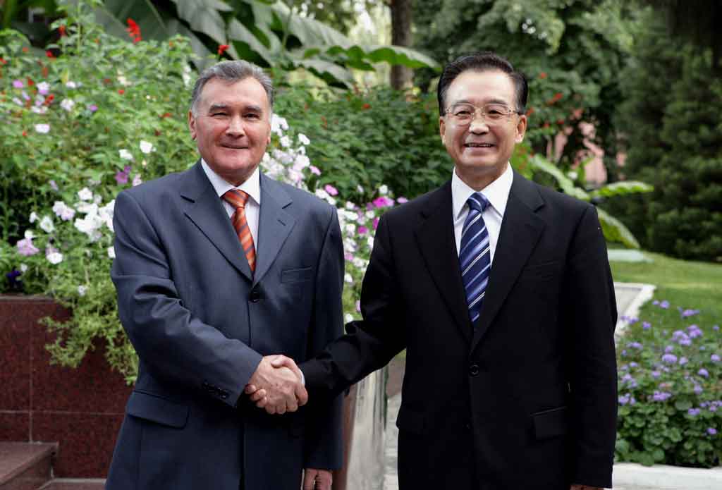 Премьер-министр Таджикистана встретился с главами ведущих китайских компаний