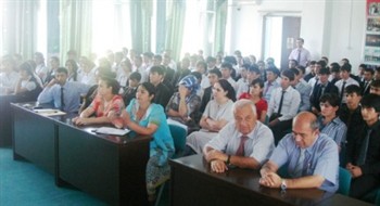 В Душанбе студентам рассказали о вреде наркотиков