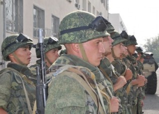 В российской военной базе в Таджикистане заменят около 2,5 тыс. военнослужащих