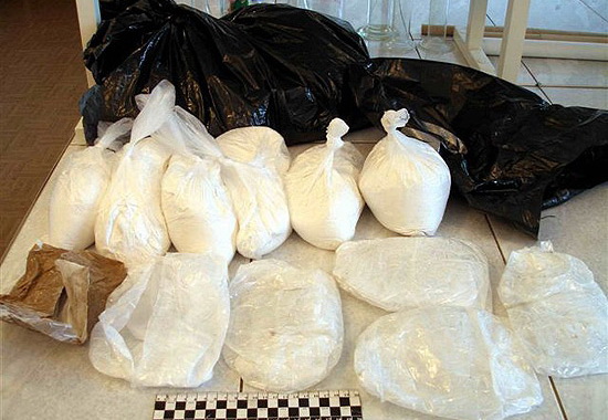 В Исфаре задержано 27 килограмм опиума
