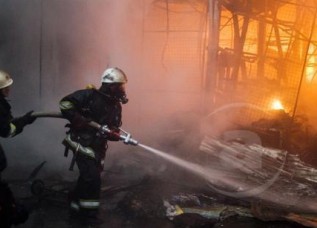 В Душанбе горит рынок стройматериалов «Джал-Джам»