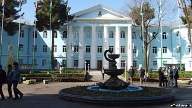 Можно ли в Таджикистане стать студентом без денег?