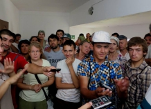 Власти Таджикистана требуют от Общества глухонемых освободить здание