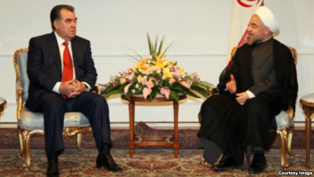 Первые кадровые назначения и встреча Хасана Рухани с Эмомали Рахмоном