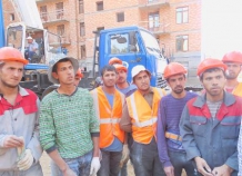 Российская строительная компания приглашает на работу свыше 1 тыс. таджикских мигрантов