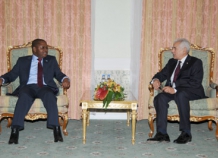 Глава МИД Таджикистана провел встречу с премьер-министром Мозамбика