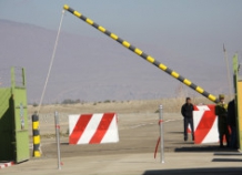 Таджикские и афганские пограничники прошли тренинг по вопросам обнаружения поддельных выездных документов