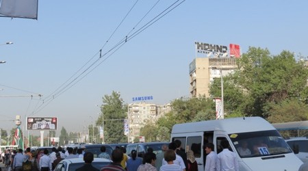 УГАИ предупреждает об ограничении движения автотранспорта в Душанбе в связи с празднованием Дня независимости