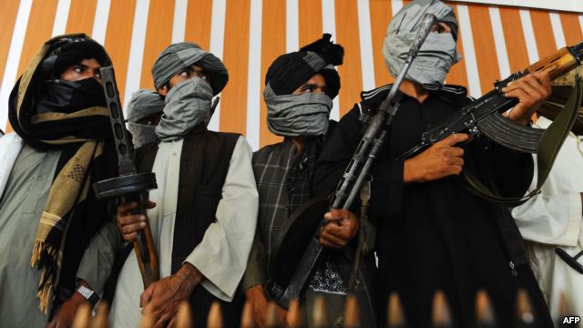 Афганский Вардуч дестабилизировали таджикские боевики?