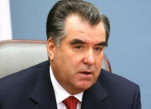 Профсоюзы Таджикистана выдвинули кандидатом в президенты Эмомали Рахмона
