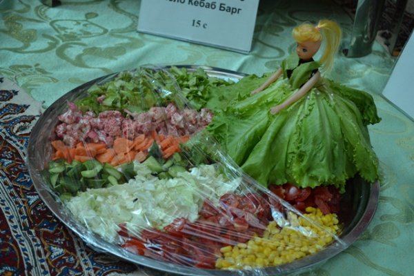 В Душанбе проходит благотворительный кулинарный фестиваль